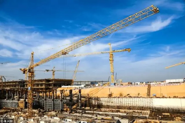 智慧工地?zé)o線自組網(wǎng)通信方案，如何推進(jìn)城鎮(zhèn)建設(shè)數(shù)字化轉(zhuǎn)型？
